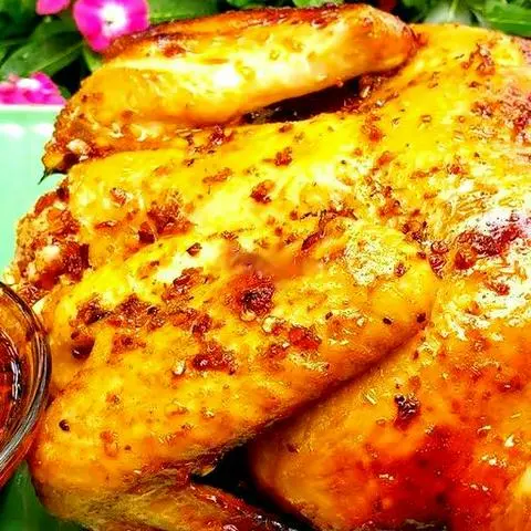 Hình ảnh 1/2 gà nướng sa tế