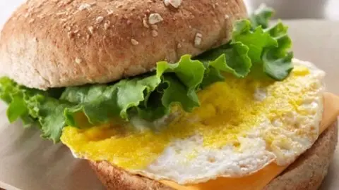 Hình ảnh Hamburger trứng