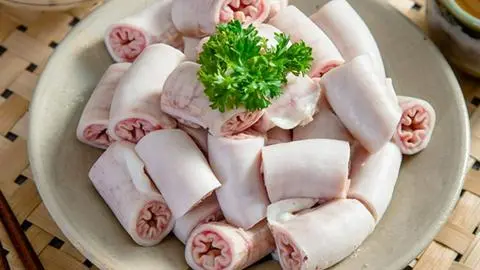 Hình ảnh Dồi trường xịn luộc