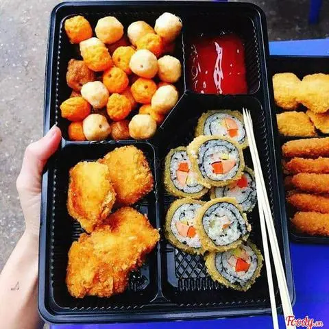 Hình ảnh Kimbap chiên, cá, bò, tôm viên
