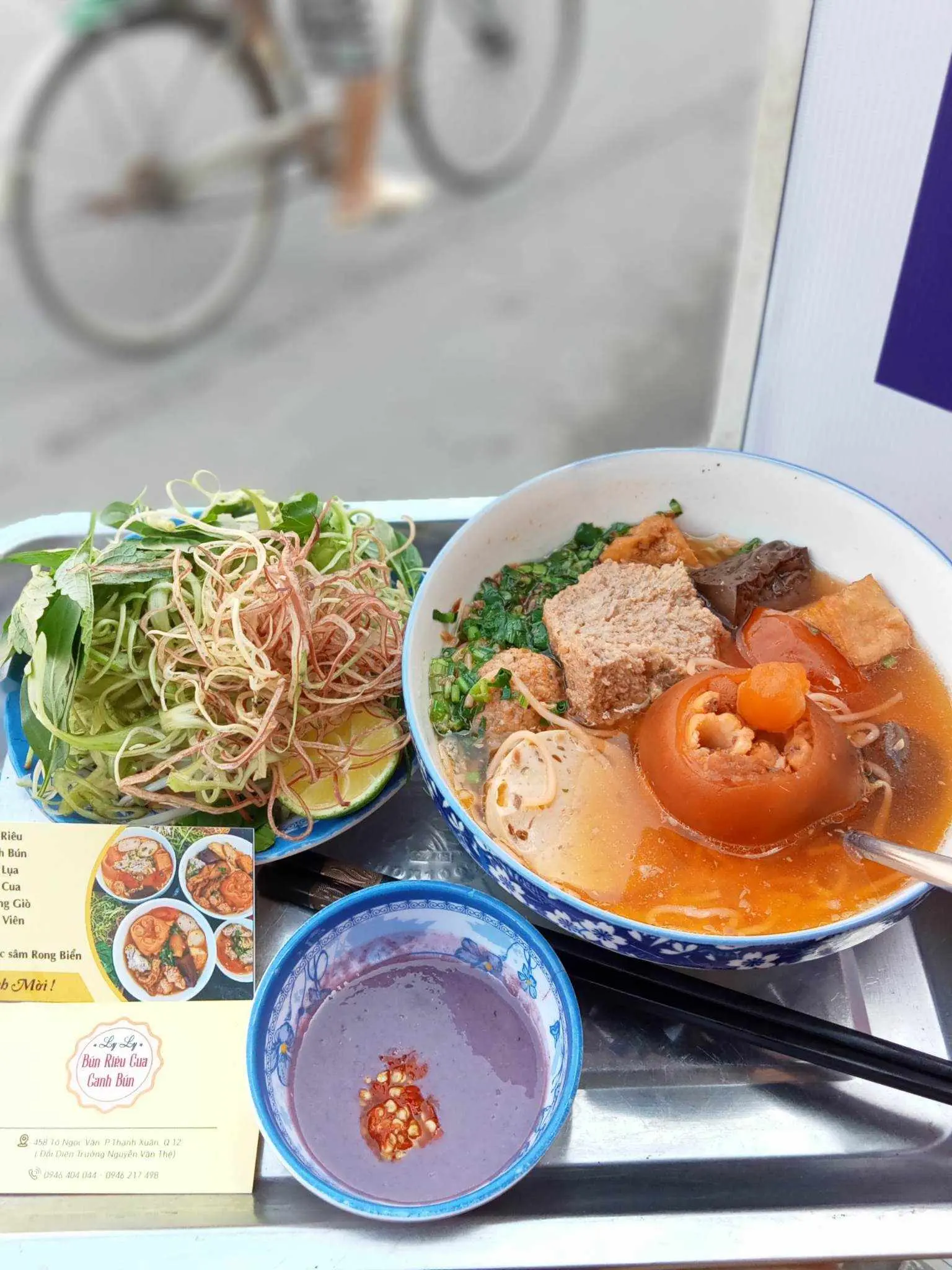 Hình ảnh Bún riêu full topping có xương
