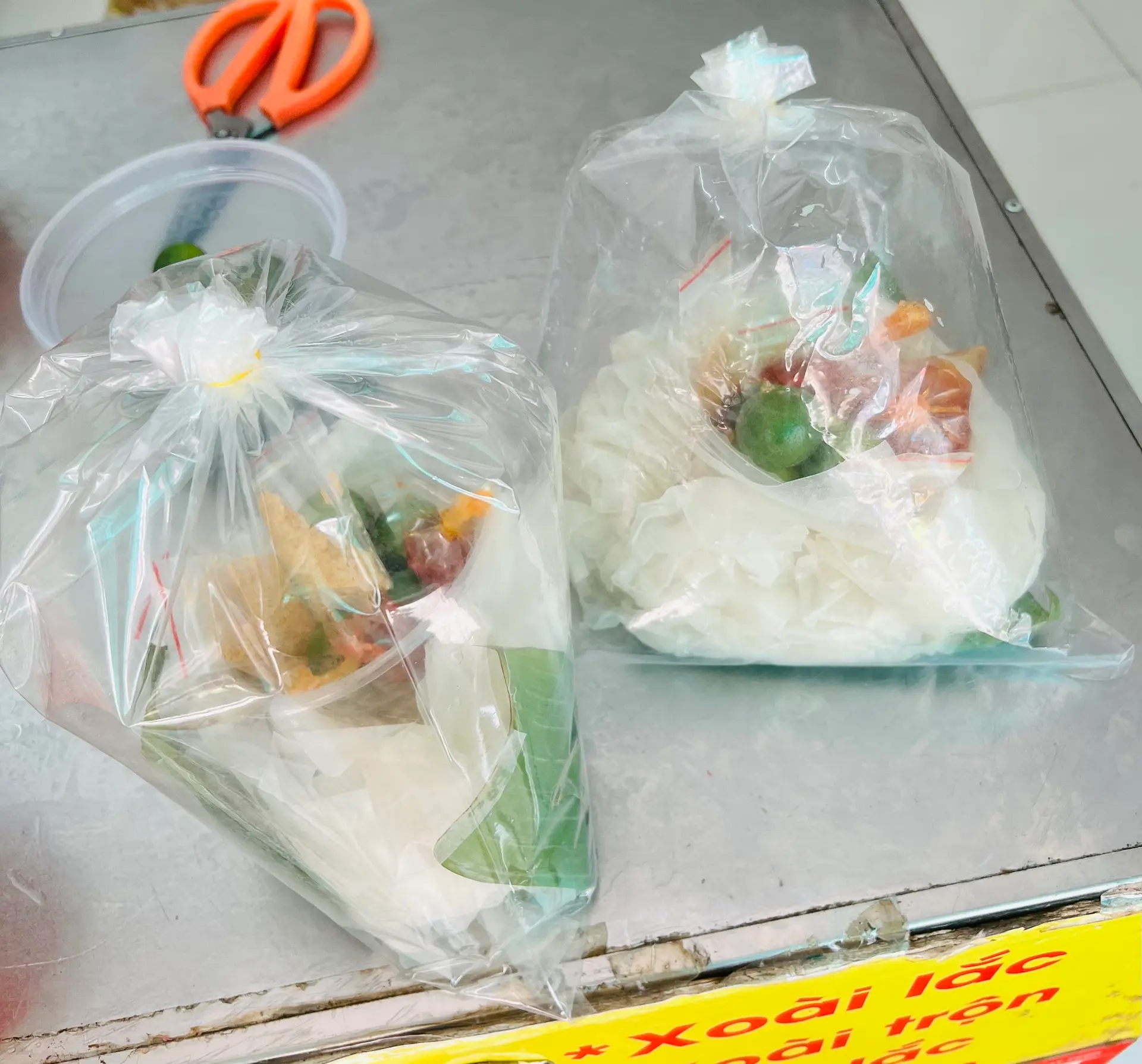 Hình ảnh Chấm phơi sương muối nhuyễn