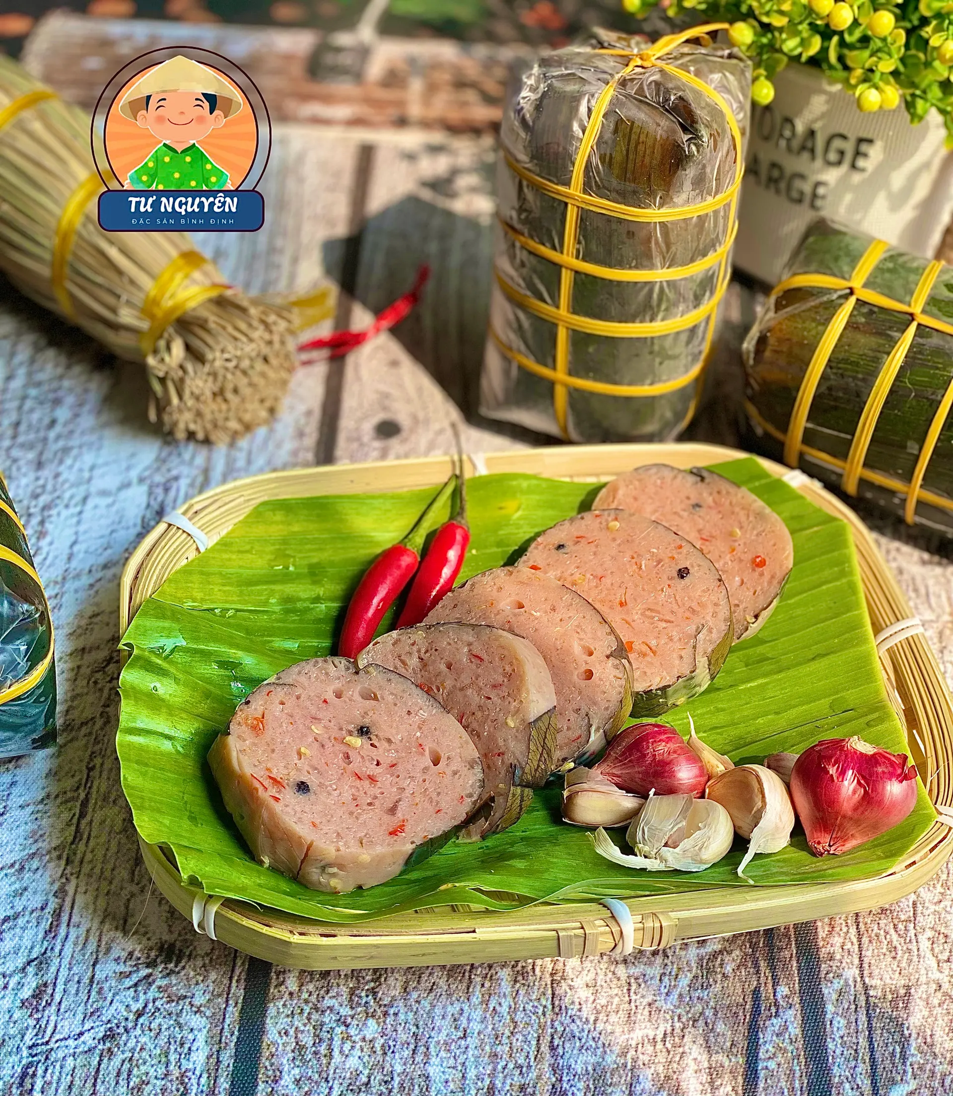 Hình ảnh Nem chua Bình Định - cây 500gr