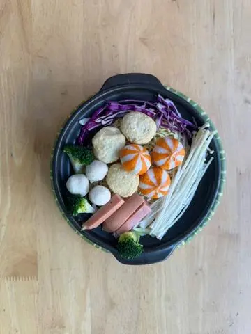 Hình ảnh Mì Cay Viên Thả Lẩu