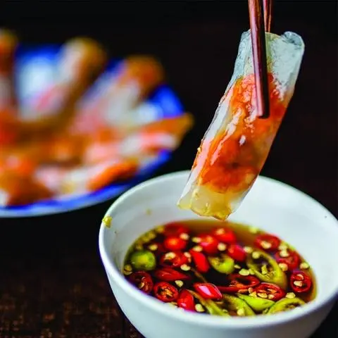 Hình ảnh Combo 10 bánh lọc Huế kèm 2 chả Huế