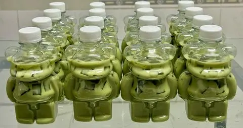 Hình ảnh Trà sữa Thái Xanh 330ml