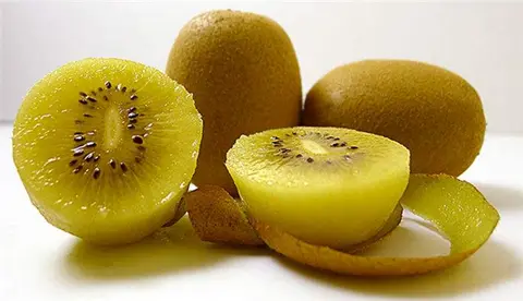 Hình ảnh Kiwi vàng newzeland cắt sẵn (hộp 250gr )