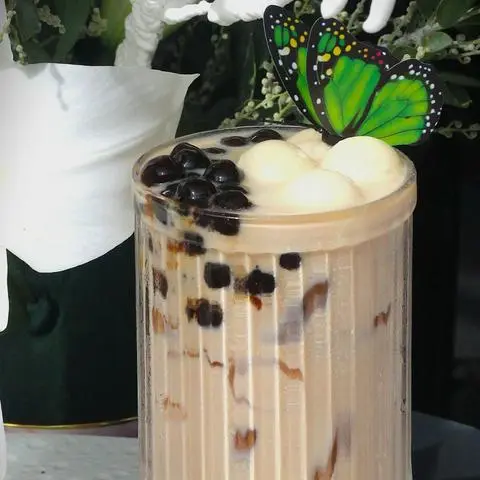 Hình ảnh Hồng trà sữa hạt phỉ - Hazelnut milk tea