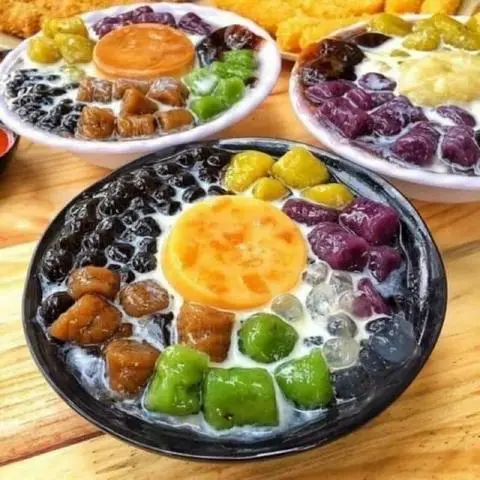 Hình ảnh Chè Khoai Dẻo-Bánh Flan