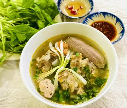 Hình ảnh bánh canh chả cua