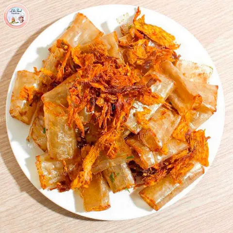 Hình ảnh Cuộn Tỏi Cay Khô Mực 100gr