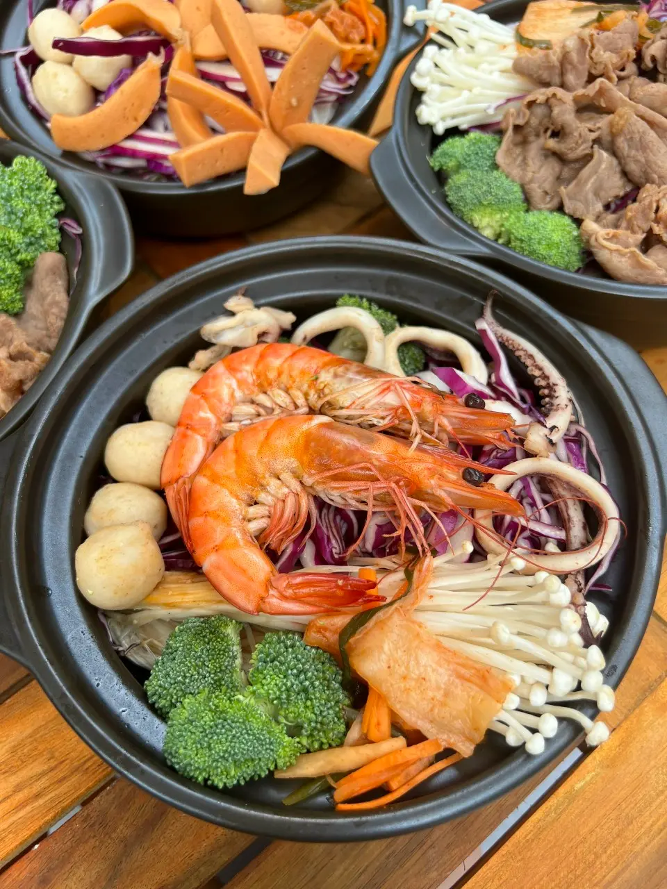 Hình ảnh Mì cay hải sản