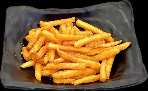 Hình ảnh Khoai tây chiên lắc phô mai