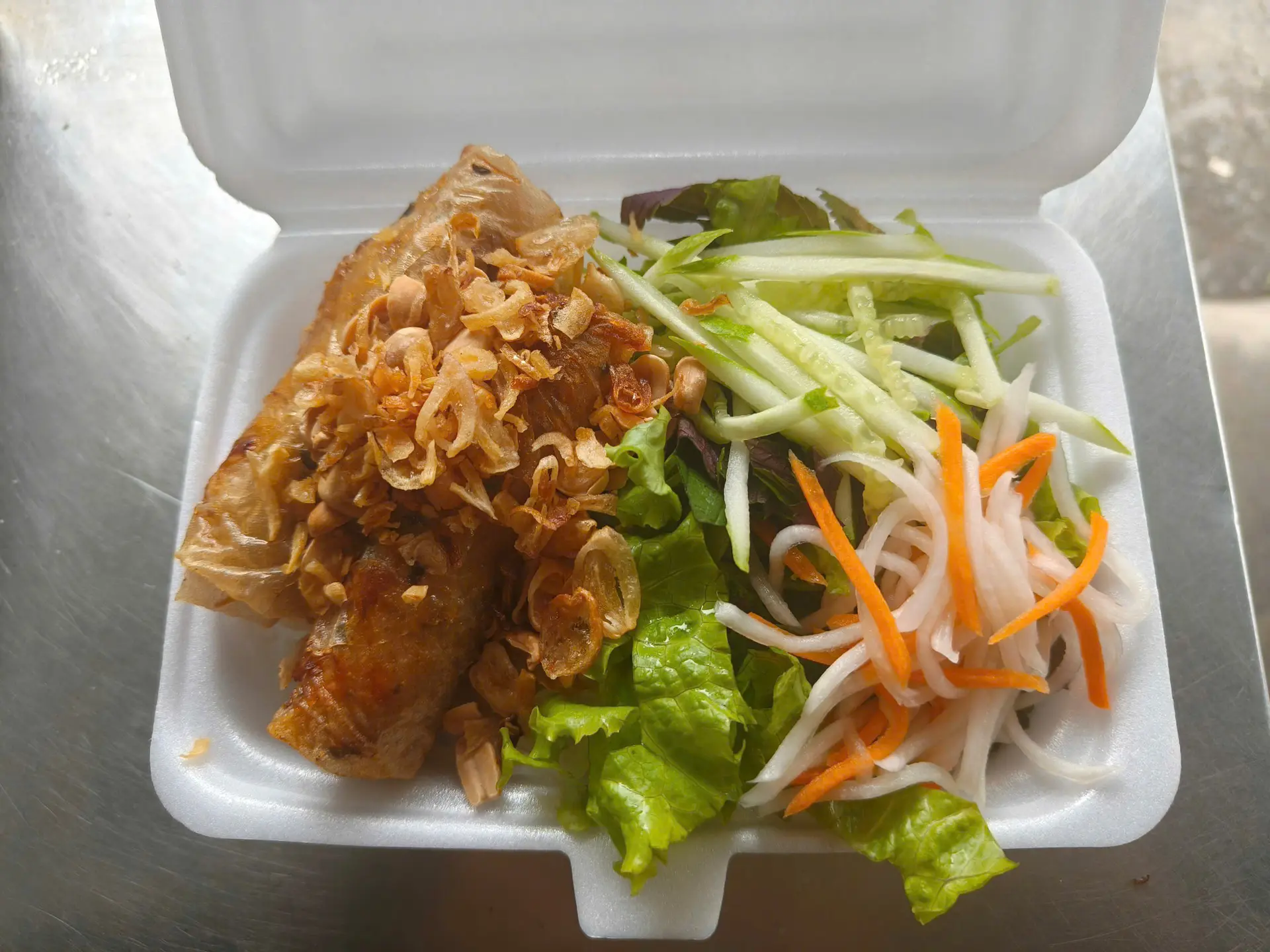 Hình ảnh Bún nem rán (chả giò)
