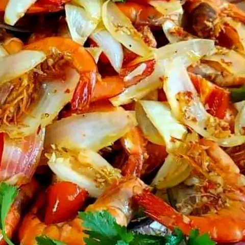 Hình ảnh Cơm Tôm Xào Bơ Cay
