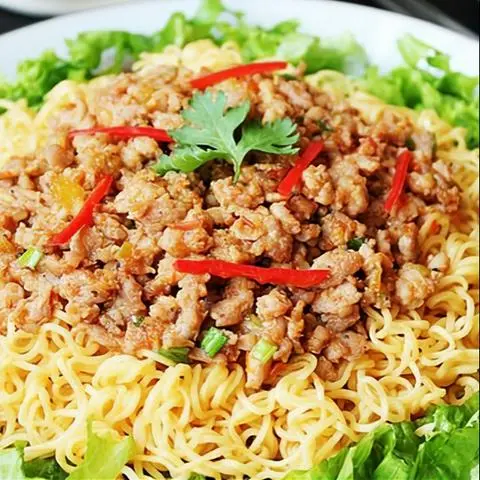 Hình ảnh Mì xào thịt bằm