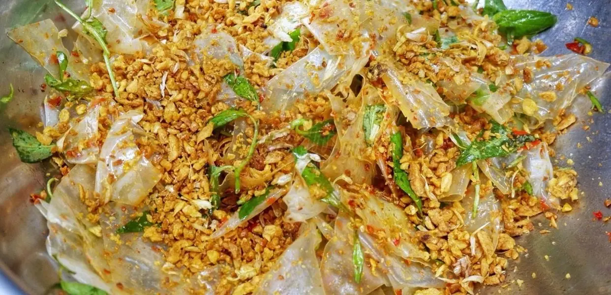 Hình ảnh Bánh Tráng Satế  Muối Tỏi Trứng Cút 