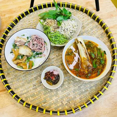 Hình ảnh combo khi mua 2 tô thường tặng 1 tô thường 