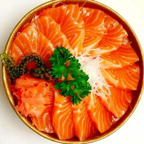 Hình ảnh Sashimi cá hồi 300gr 