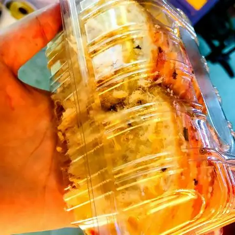 Hình ảnh Bánh Mỳ Chà bông Hành Phi Siêu Sốt
