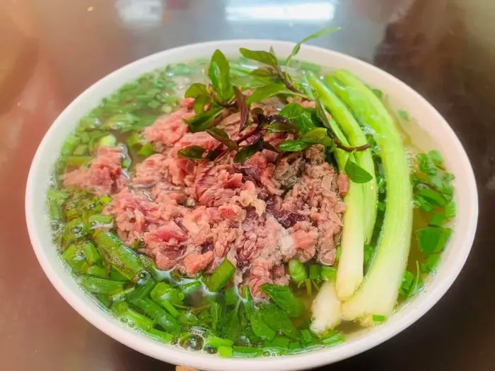 Hình ảnh Phở Tái Bằm - Tô Lớn