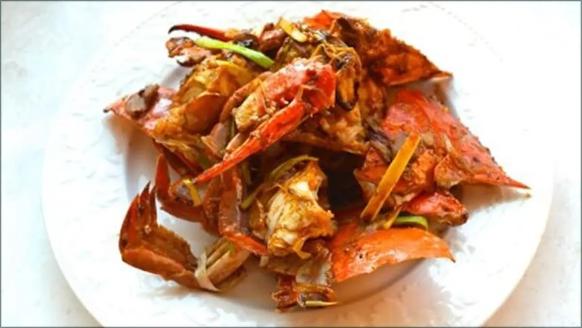 Hình ảnh Càng ghẹ xào hành rừng