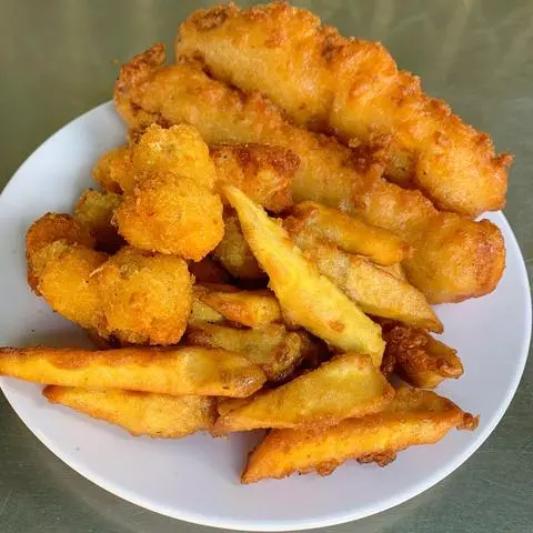 Hình ảnh Combo 1: 1 Chuối chiên + 100g Bánh Cay