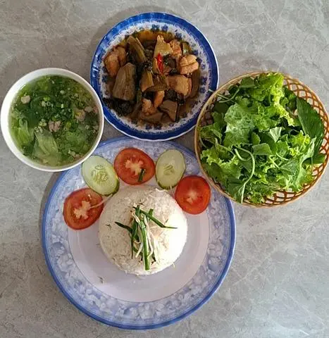 Hình ảnh Cơm vịt kho gừng