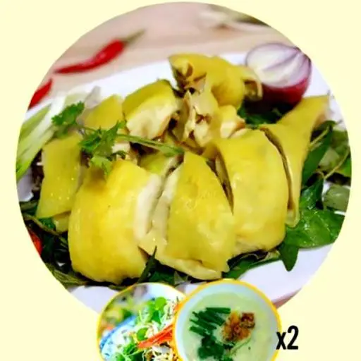 Hình ảnh 1/2 gà chặt kèm cháo