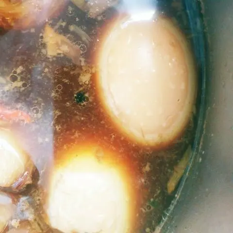 Hình ảnh Trứng cút kho thêm