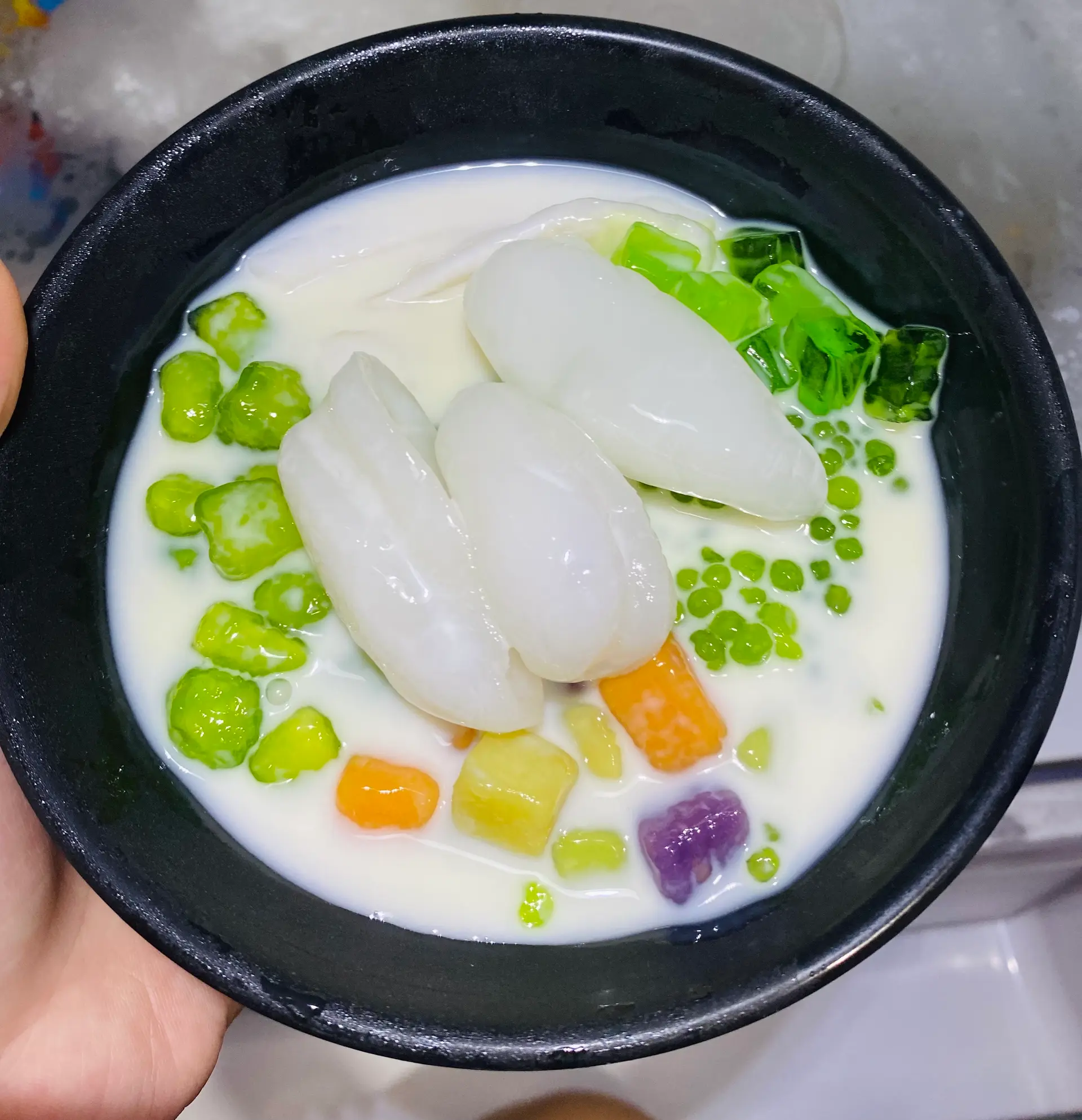 Hình ảnh CHÈ KHOAI DẺO DỪA NƯỚC CỦ NĂNG