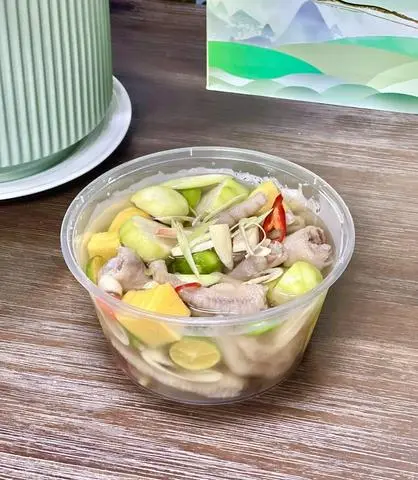 Hình ảnh Chân gà sả tắc (nguyên xương) - Size Mini
