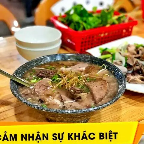 Hình ảnh Cháo lòng và 2 cây quẩy