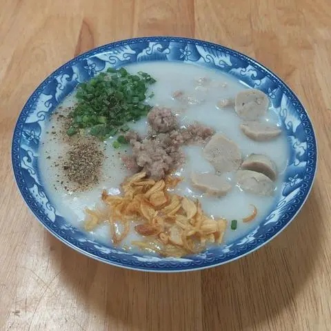 Hình ảnh Cháo Sườn Bò Viên Thịt Bằm
