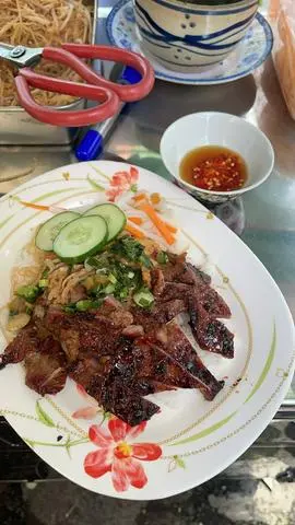 Hình ảnh Cơm sườn nướng