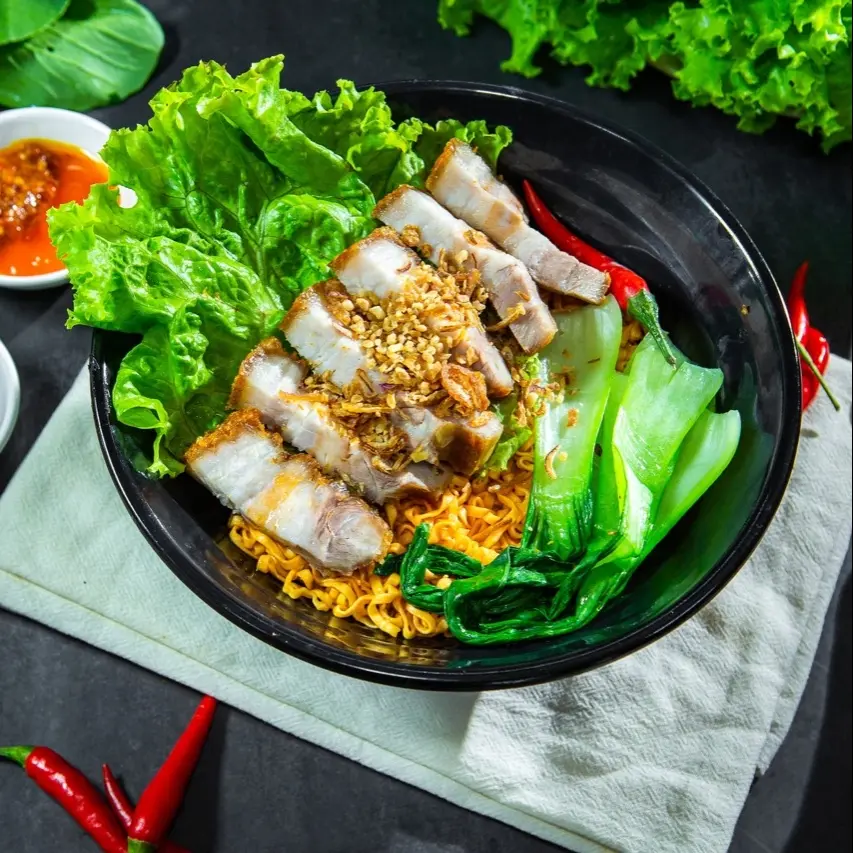 Hình ảnh Mì Trộn Heo Quay