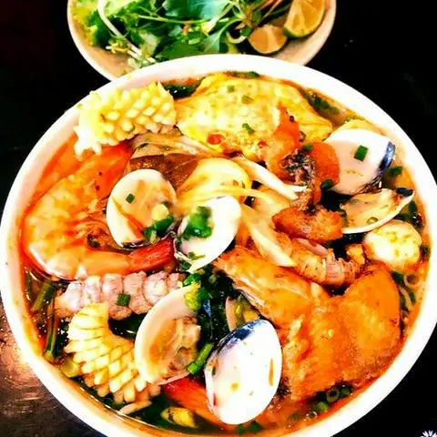 Hình ảnh Bún hải sản chua cay