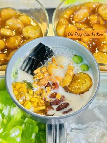 Hình ảnh Chè thập cẩm truyền thống