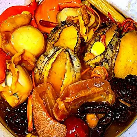 Hình ảnh Súp siêu bổ 4 bào ngư - 2 hải sâm - 3 sò điệp