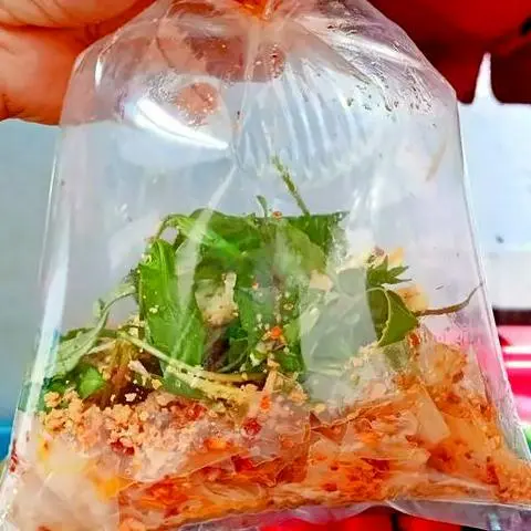 Hình ảnh Bánh tráng tỏi ớt chay
