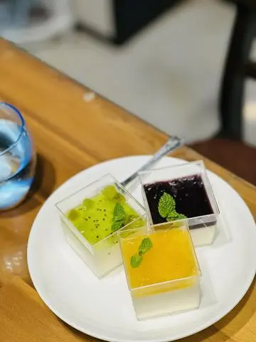 Hình ảnh Panna Cotta sốt trái cây-Mềm mịn mê ly