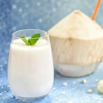 Hình ảnh Sinh Tố Dừa Tươi Bến Tre/ Ly
