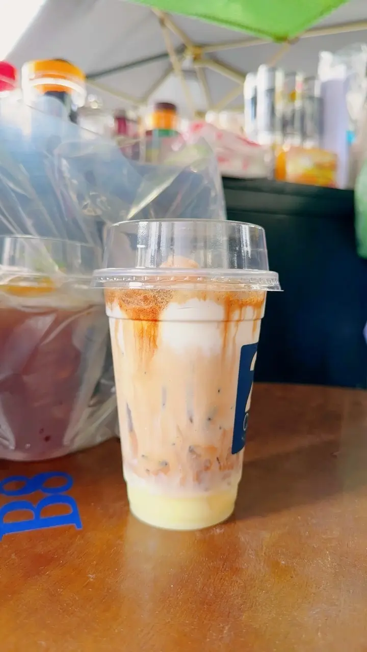 Hình ảnh Bạc sỉu đá