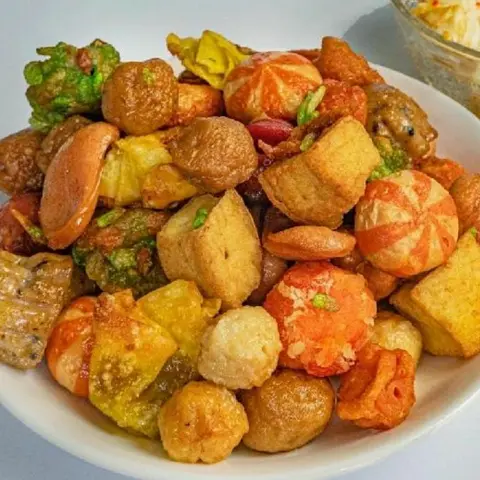 Hình ảnh Cá viên chiên nước mắm phần nhỏ