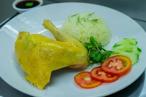Hình ảnh GÀ TA LUỘC GÓC TƯ 