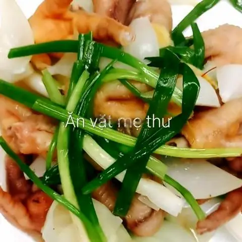 Hình ảnh Chân gà hấp hành