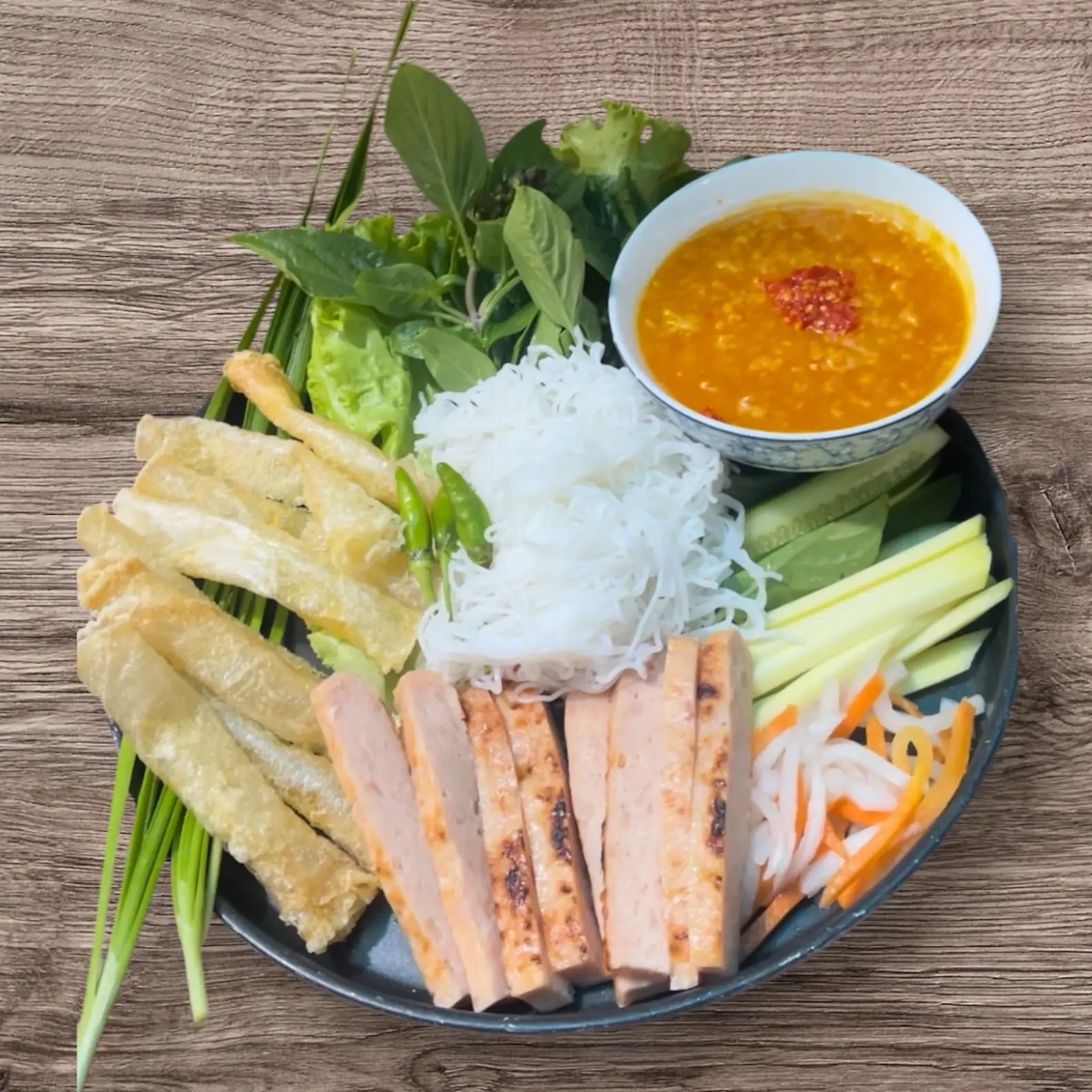 Hình ảnh Nem nướng Nha Trang - 3 phần