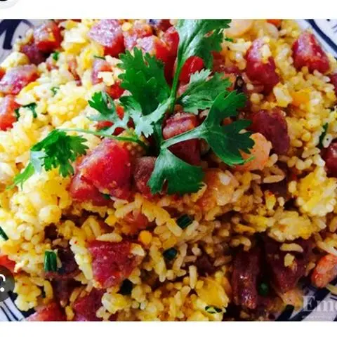 Hình ảnh Cơm chiên lạp xưởng