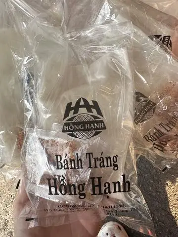 Hình ảnh Bánh tráng hồng hạnh chấm me