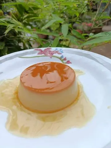 Hình ảnh Flan kèm đá - 2 cái
